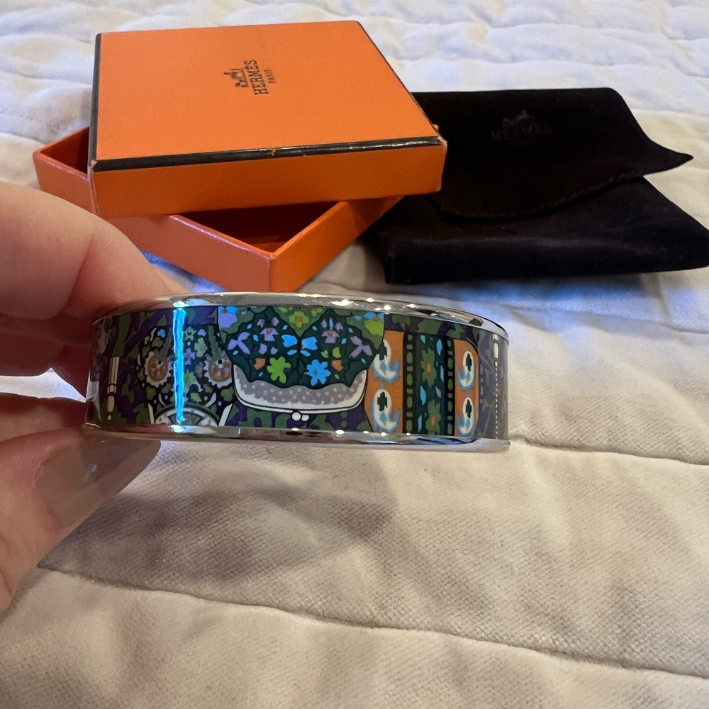 Hermes enamel coin purse bangle size M